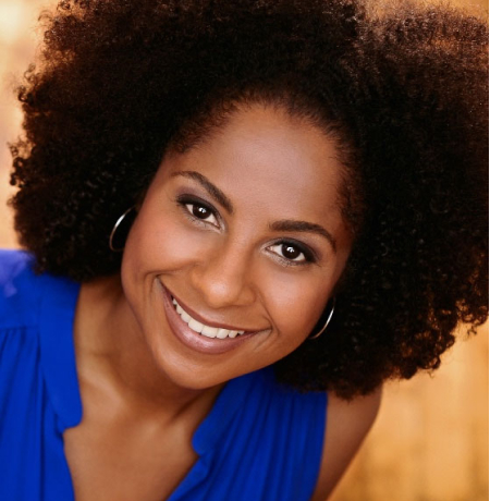 Nicole Lewis headshot